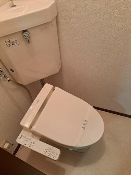 トイレ　洗浄便座