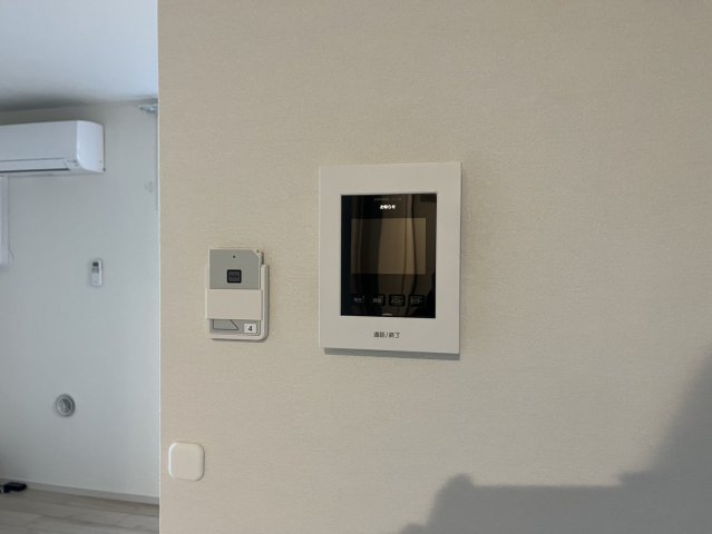 セキュリティ　※同シリーズの内装写真です。