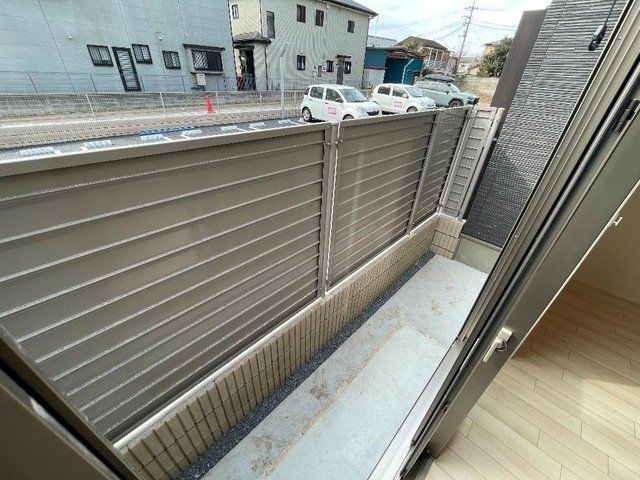 バルコニー　バルコニー