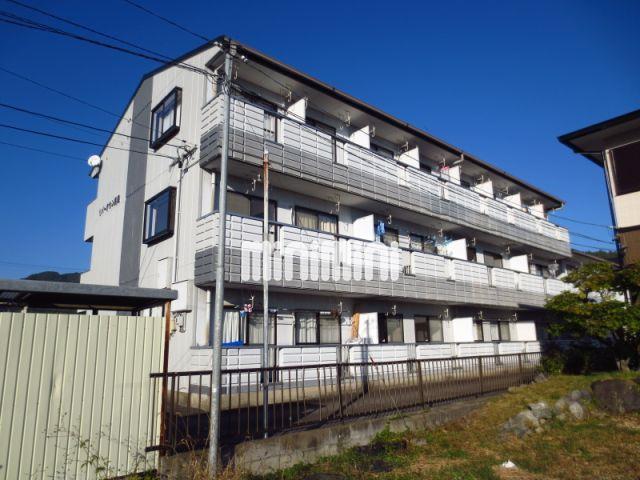 建物外観　３階建てマンション