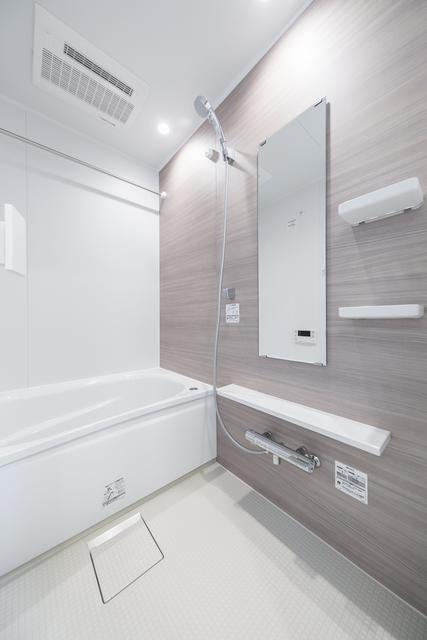 バス・シャワールーム　※写真は同タイプ住戸です。