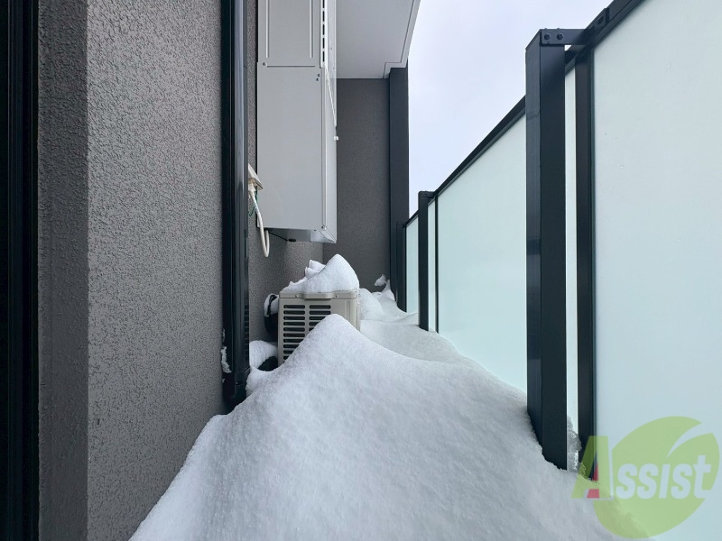 バルコニー　バルコニーです。洗濯物を干したり一息ついたりできますね！