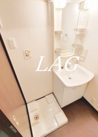 洗面設備　洗面台です。