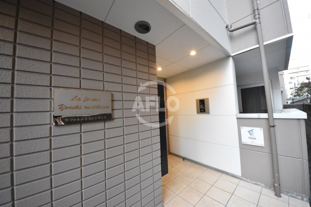 エントランス　ラ・フォルム与力レジデンス　エントランス