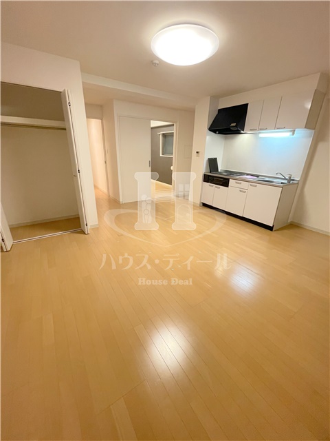 居室・リビング　リビングです　以下別号室参考写真です