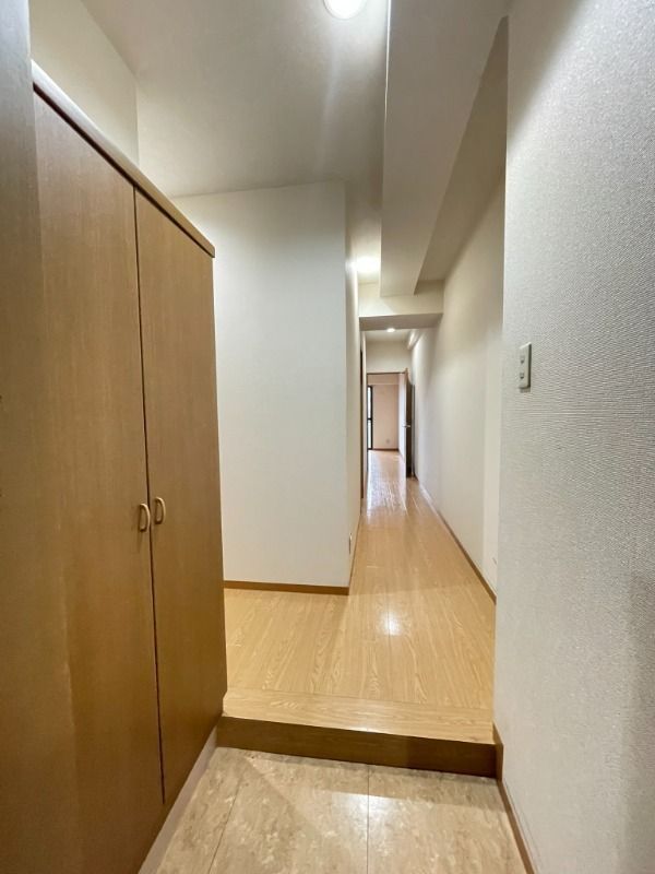 玄関　落ち着いた玄関です