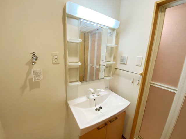 洗面設備　別号室の参考写真です。