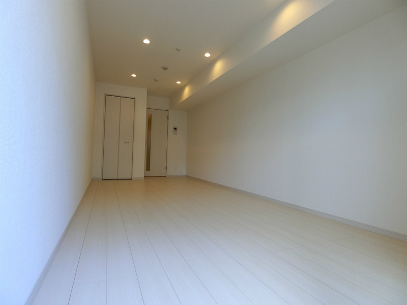 その他部屋・スペース　9.9帖の広々洋室♪