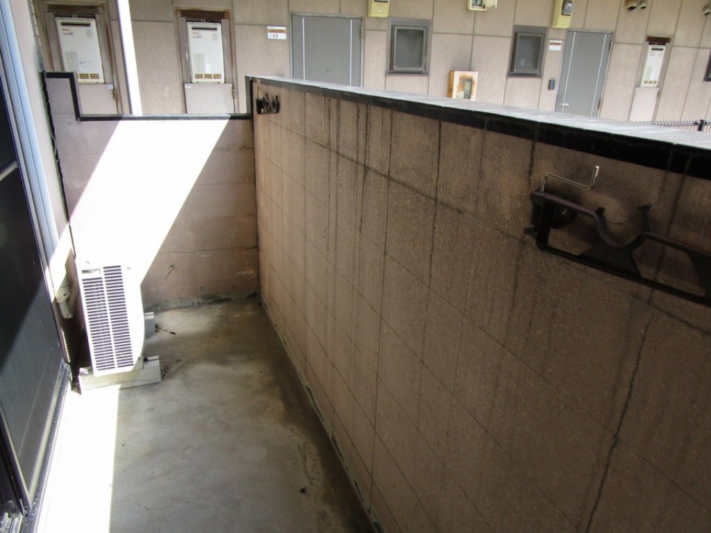 バルコニー　バルコニー