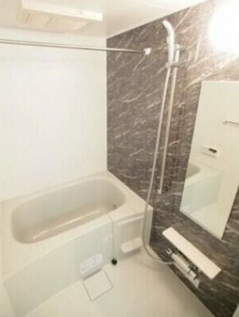 バス・シャワールーム　浴室