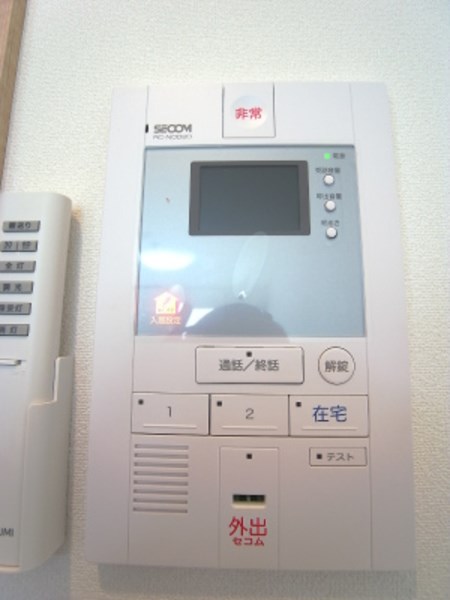 セキュリティ　SECOM導入済みです。