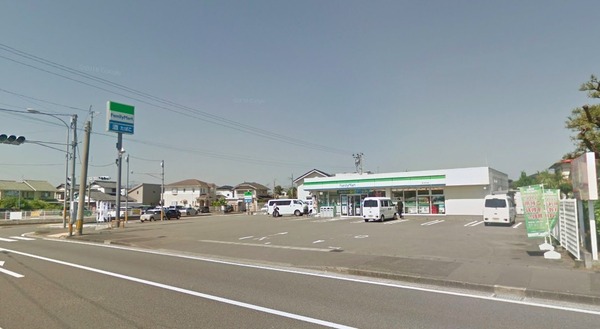 コンビニ　ファミリーマート恒久四丁目店（コンビニ）まで188m