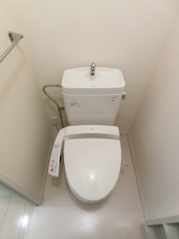 トイレ　図面と現状に相違がある場合には現状を優先