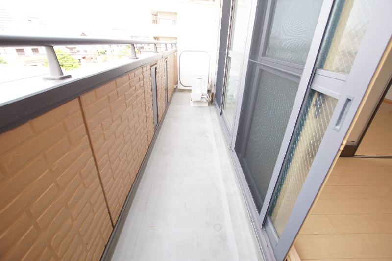 ＪＲ福知山線 塚口駅 徒歩10分 3階建 築21年の内装写真