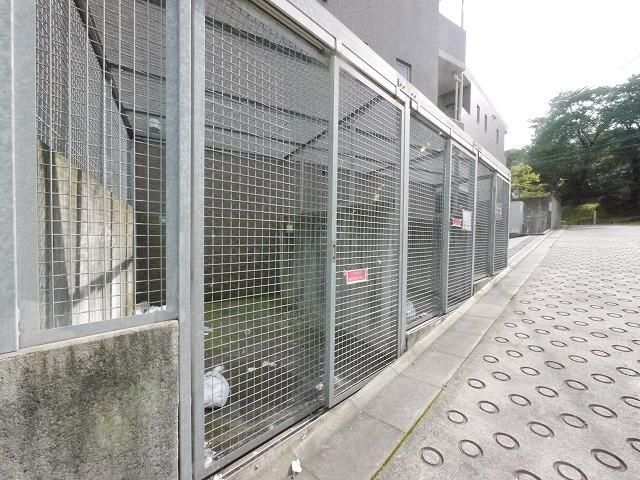 その他共有部分　★共用のゴミ置場です★