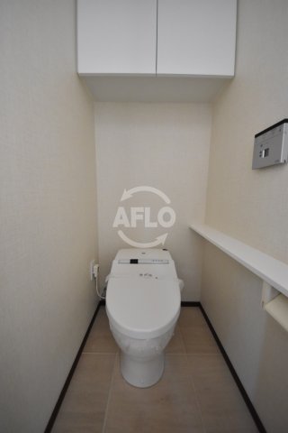 トイレ　ディーグラフォート大阪NYタワー肥後橋　トイレ