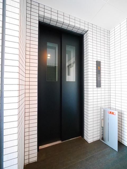 ロビー