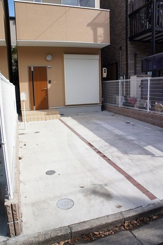 駐車場　専用駐車場