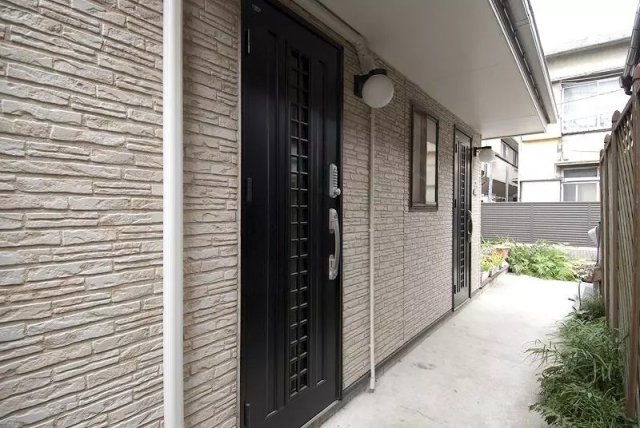 S1 クロス新宿東1の玄関写真