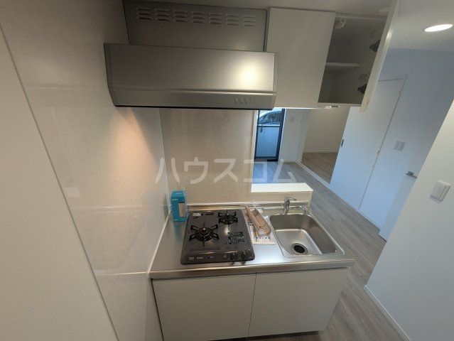 robot home 寒川町のキッチン写真
