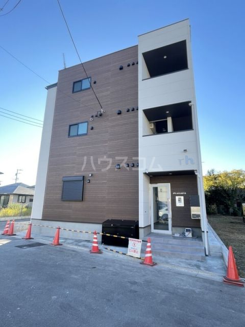 robot home 寒川町の外観写真