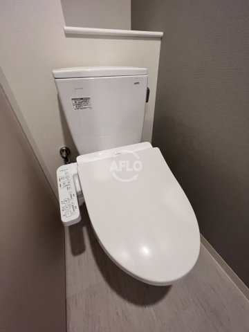 地下鉄堺筋線 北浜駅 徒歩4分 15階建 築5年のトイレ写真