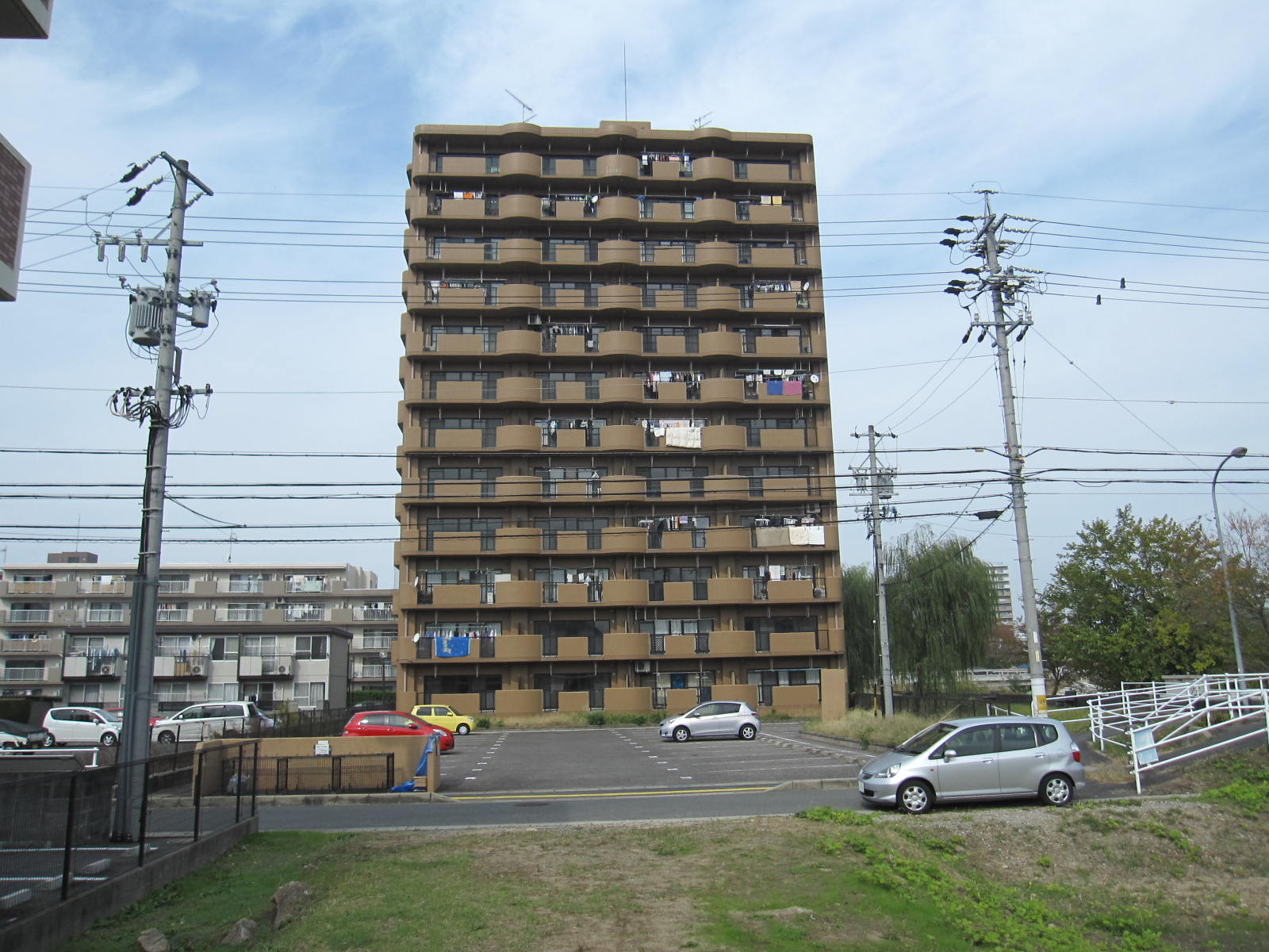 マーブル参番館の建物外観