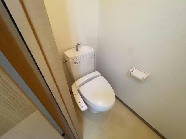 【北斗市七重浜のアパートのトイレ】