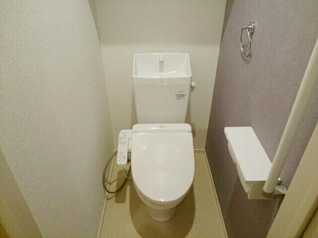 【一宮市開明のアパートのトイレ】