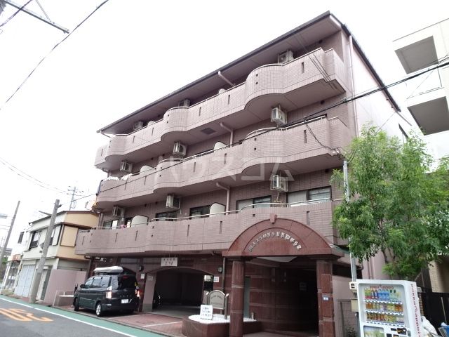 名古屋市中川区西日置のマンションの建物外観