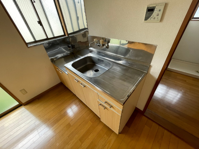 キッチン　２口ガスコンロが置けます