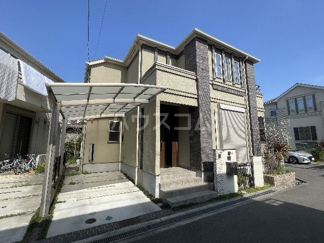 上野西3丁目戸建の建物外観