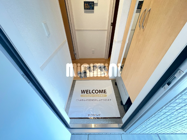 玄関　シューズボックス付きです