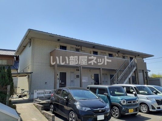 【フローレンス長良の建物外観】