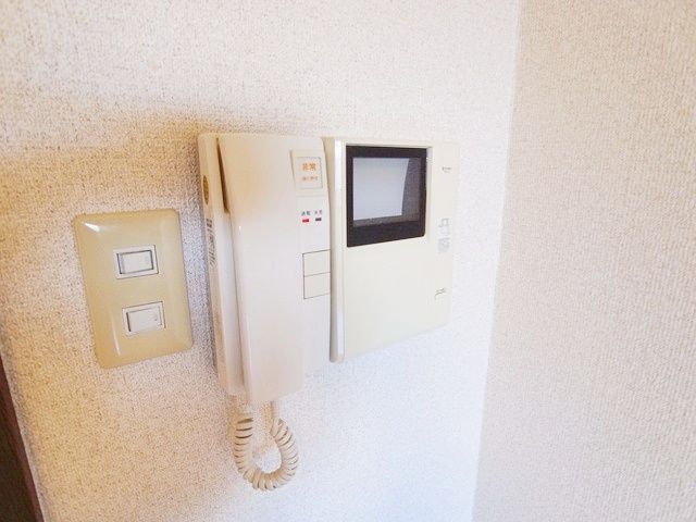 セキュリティ　♪モニターで突然の来訪者を事前にチェック！♪