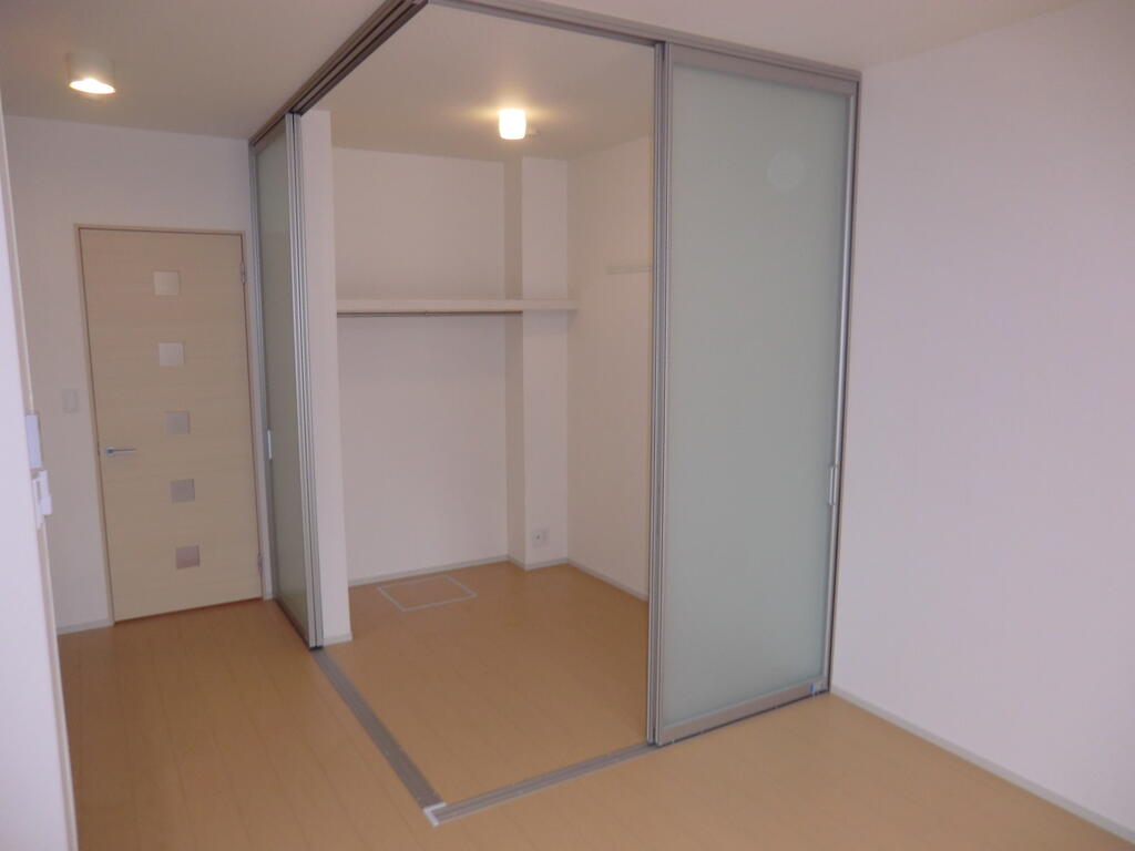 その他部屋・スペース　サービスルーム2.6帖