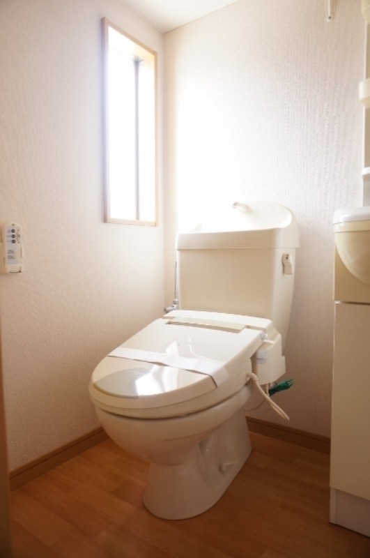 トイレ　図面と現状に相違がある場合には現状を優先