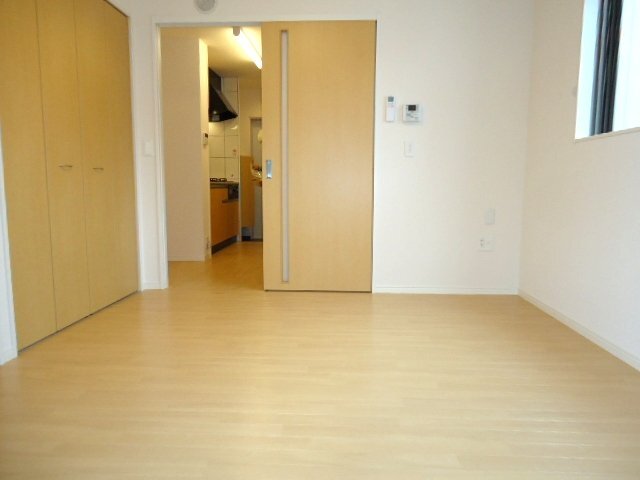 居室・リビング　室内