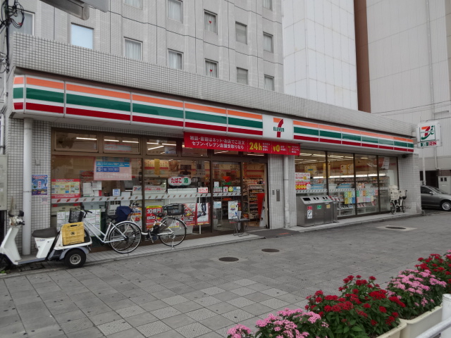 コンビニ　セブンイレブン神戸西上橘通1丁目店（コンビニ）まで145m