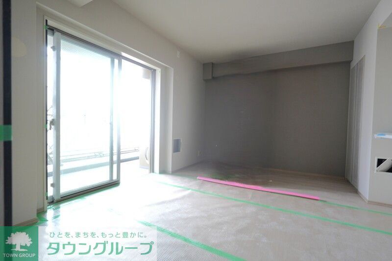 居室・リビング　建築中です