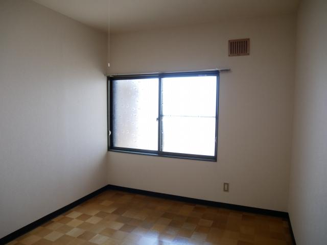 居室・リビング　居室