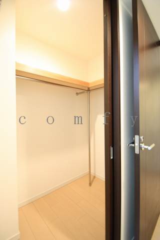 収納　ウォークインクローゼット