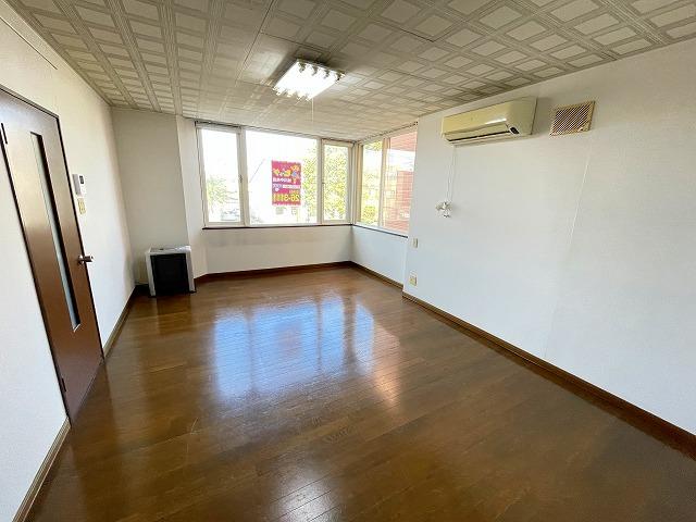 居室・リビング　リビング１