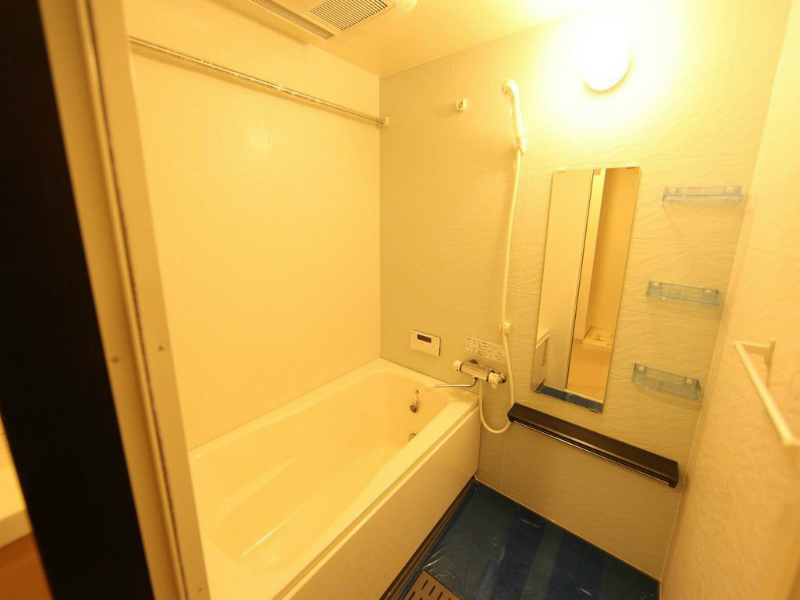 バス・シャワールーム　追い焚き　浴室暖房乾燥機　24時間換気機能付バスルーム