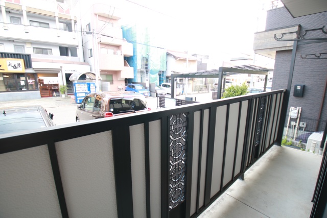 バルコニー　※別室の参考写真の為、現況優先です。