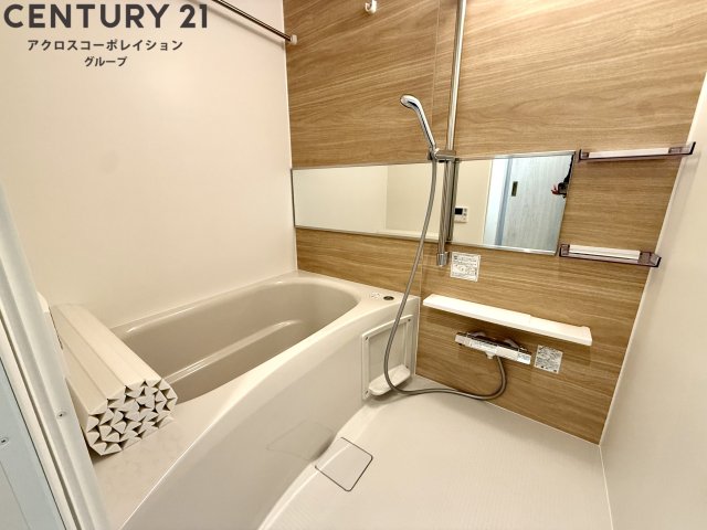 バス・シャワールーム　追い焚き機能付き