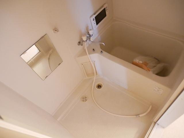 バス・シャワールーム　浴室