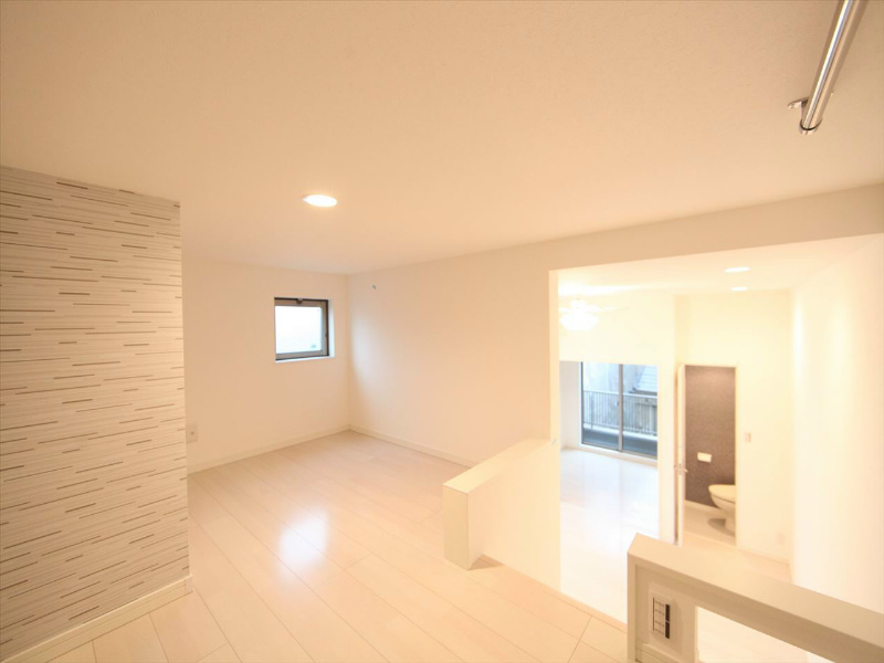 その他部屋・スペース　ロフト4.2帖（収納としてもお部屋としても使えます）