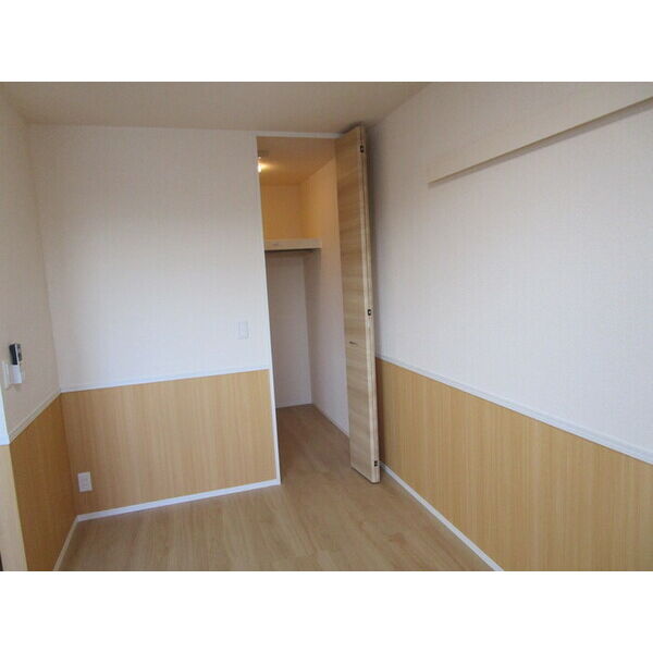 収納　ウォークインクローゼット