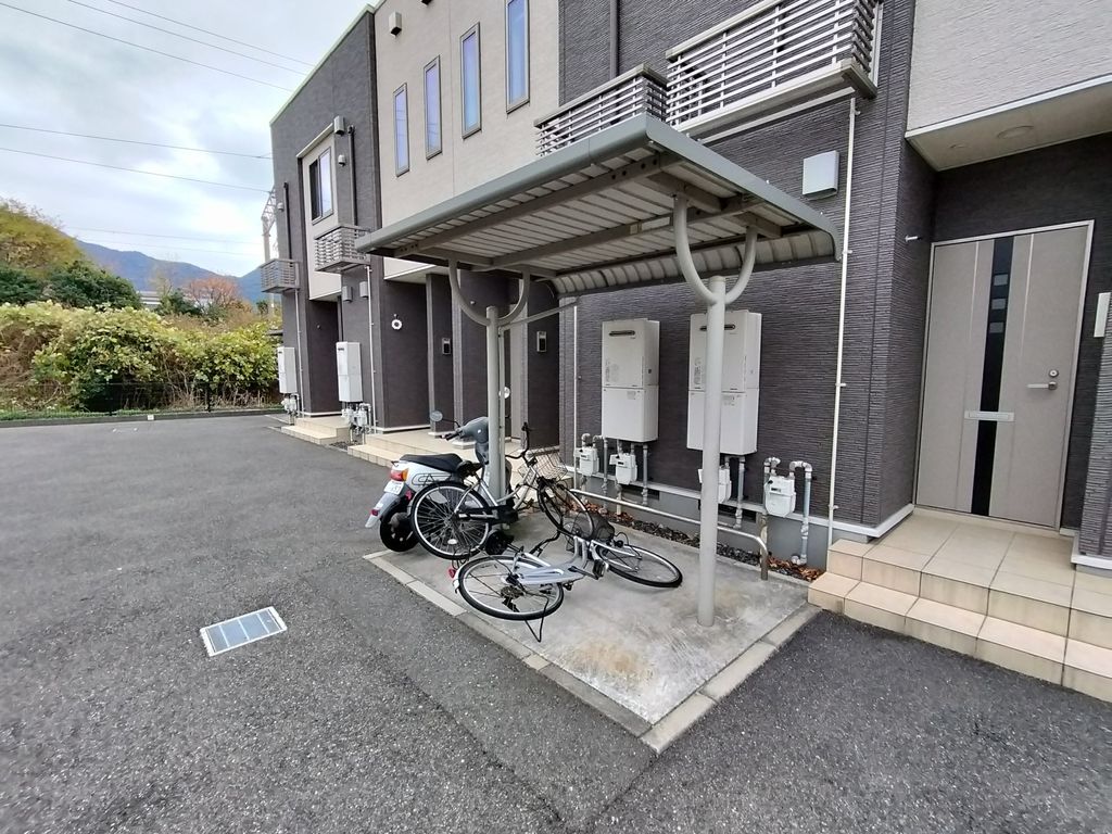 その他共有部分　駐車場